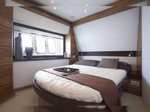 2011 Absolute 52 Ht
