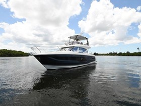 2023 Prestige 420 Flybridge