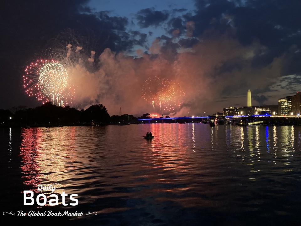 1987 Hilburn Houseboat for sale. View price, photos and Buy 1987