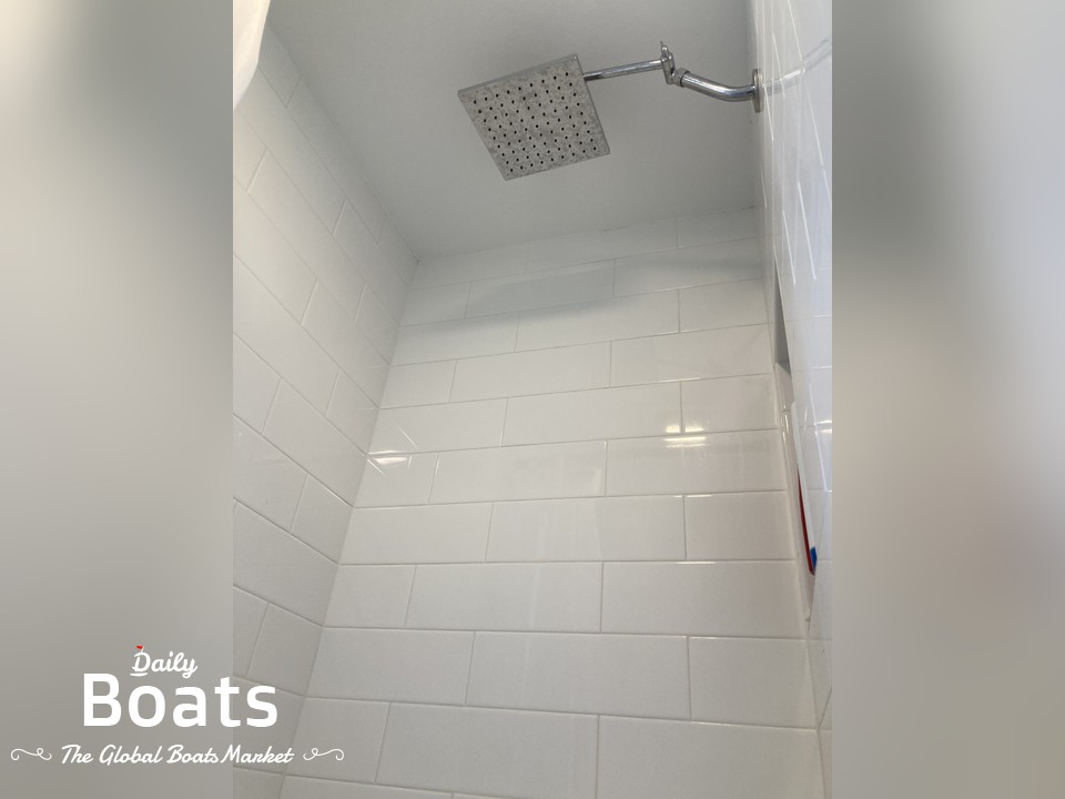 1987 Hilburn Houseboat for sale. View price, photos and Buy 1987