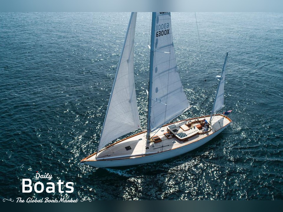 Парусная яхта Spirit 100