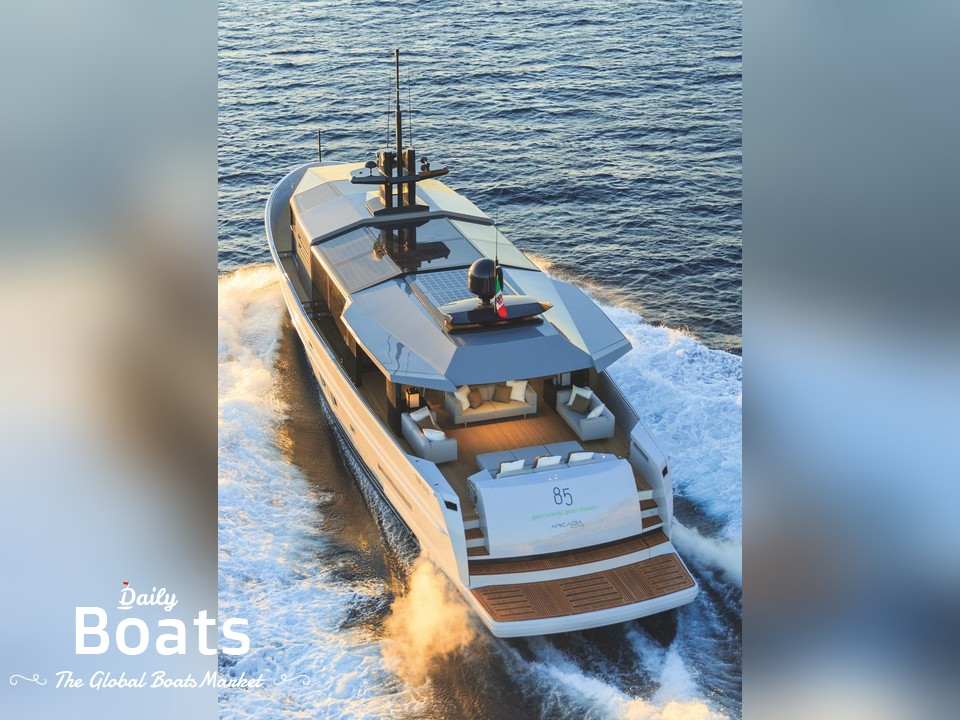 2015 Arcadia Yachts 85 for sale. View price, photos and Buy 2015