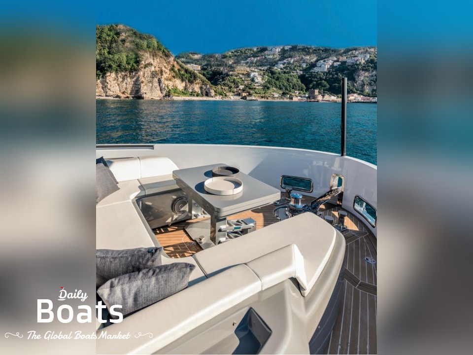 2015 Arcadia Yachts 85 for sale. View price, photos and Buy 2015