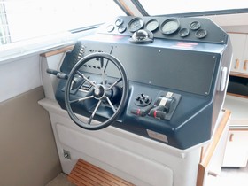 1991 Sea Ray Aft Cabin Motor Yacht