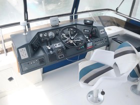 1991 Sea Ray Aft Cabin Motor Yacht на продажу