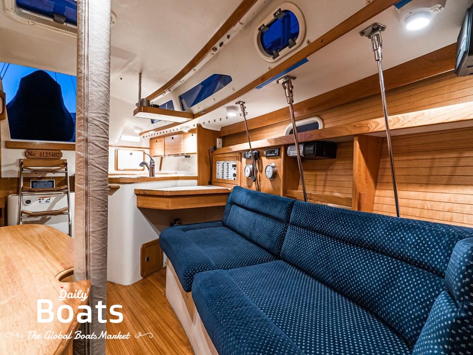 2001 Catalina 320 for sale. View price, photos and Buy 2001 Catalina