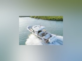 Acquistare 2023 Tiara Yachts 48 Ls