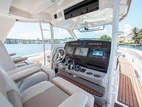 2017 Boston Whaler 420 Outrage