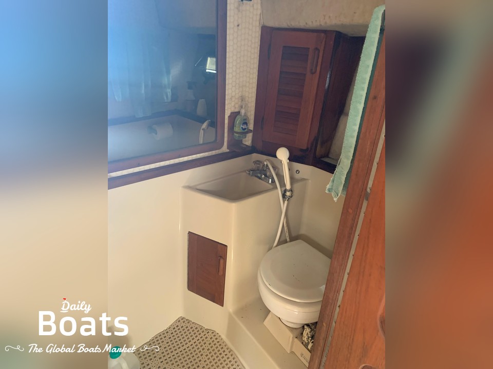 1982 Tiara Yachts 3100 Pursuit for sale. View price, photos and Buy