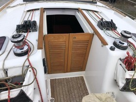 Купити 2010 Beneteau Oceanis 40