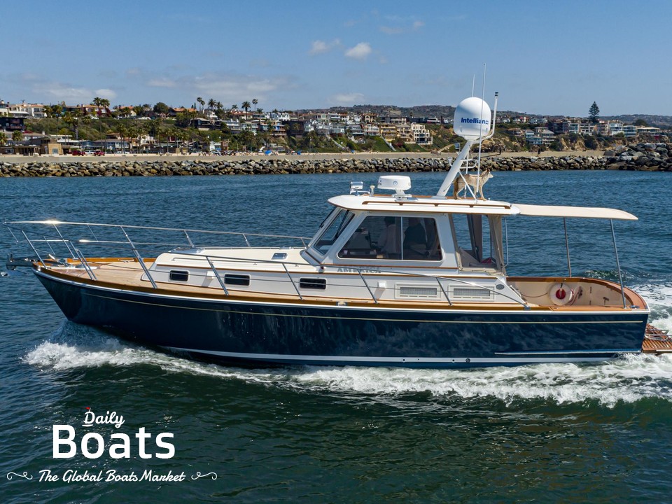 2002 Grand Banks Eastbay 38 Hx for sale. View price, photos and Buy 2002 Grand Banks Eastbay 38