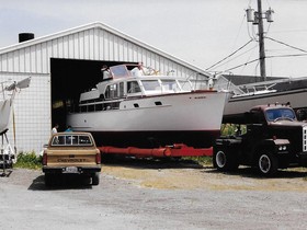 Buy 1959 Matthews Flybridge