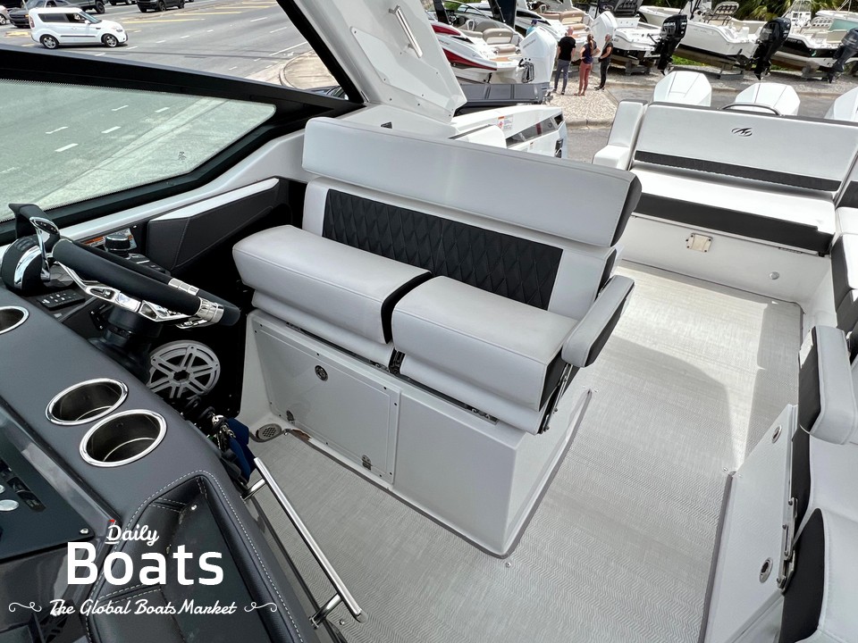 2022 Monterey 385 Super Express for sale. View price, photos and Buy