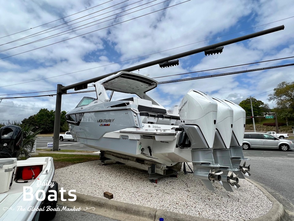 2022 Monterey 385 Super Express for sale. View price, photos and Buy