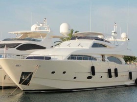 2005 Custom Line 94