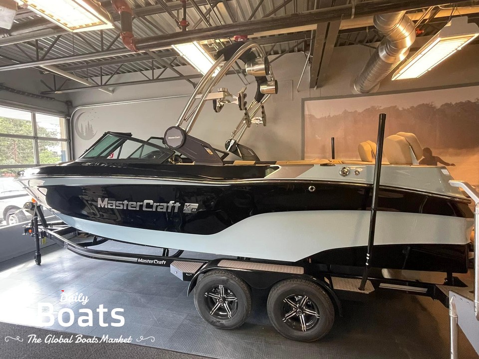 2022 Mastercraft Xt23