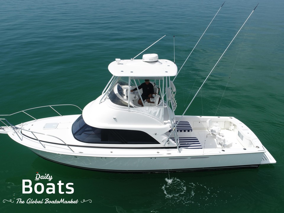 2017 Bertram 35 Flybridge for sale. View price, photos and Buy 2017