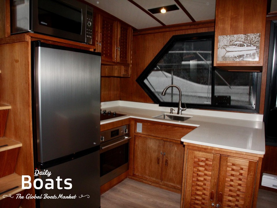 1979 Canoe Cove 48 TriCabin Coho for sale. View price, photos and Buy