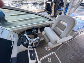 2017 Boston Whaler 320 Vantage