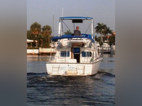 1974 Bertram 28 Flybridge Cruiser