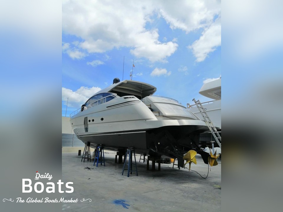 2009 Pershing 64