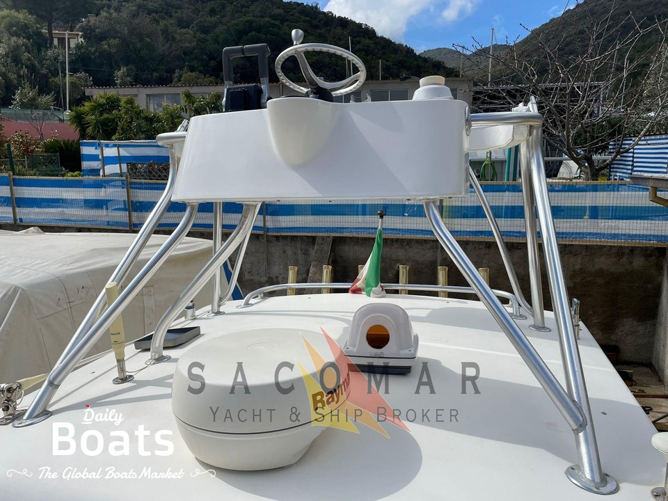 2002 Pursuit 3070 Express Tuna Tower for sale. View price, photos and