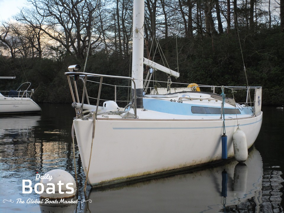 1984 Freedom 25 for sale. View price, photos and Buy 1984 Freedom 25