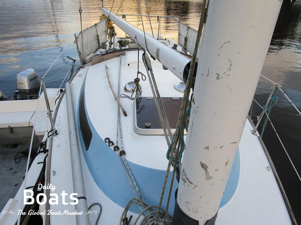 1984 Freedom 25 for sale. View price, photos and Buy 1984 Freedom 25