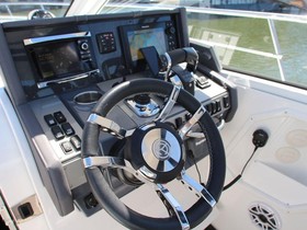 2017 Cruisers Yachts 390 Express Coupe for sale