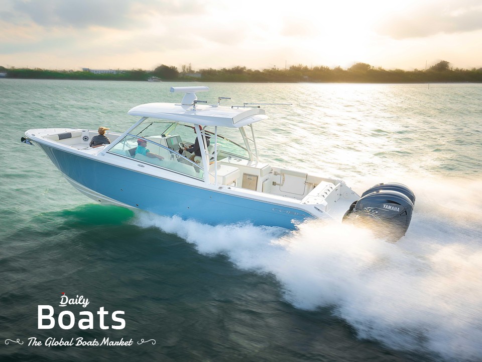 2022 Cobia 330 Dc