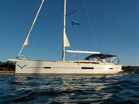 Buy 2018 Dufour 520