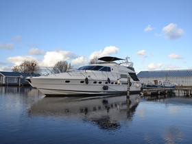 Fairline Squadron 62