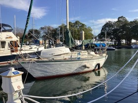 Buy 1979 Islander 32-2