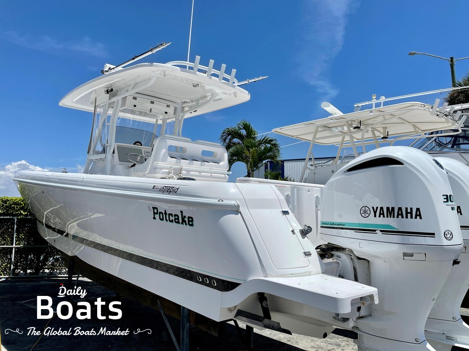 2017 Intrepid 327 Center Console for sale. View price, photos and Buy