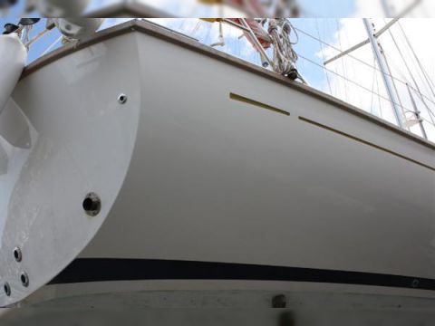 2011 Rustler 42