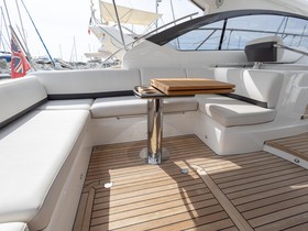 2015 Princess V39