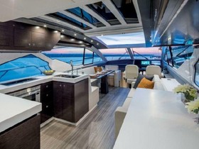 Kupiti 2016 Cruisers Yachts 60 Cantius