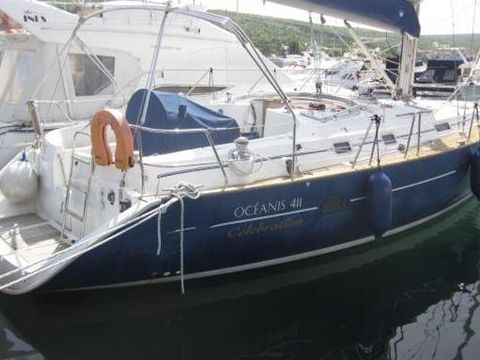 Beneteau Celebration 411