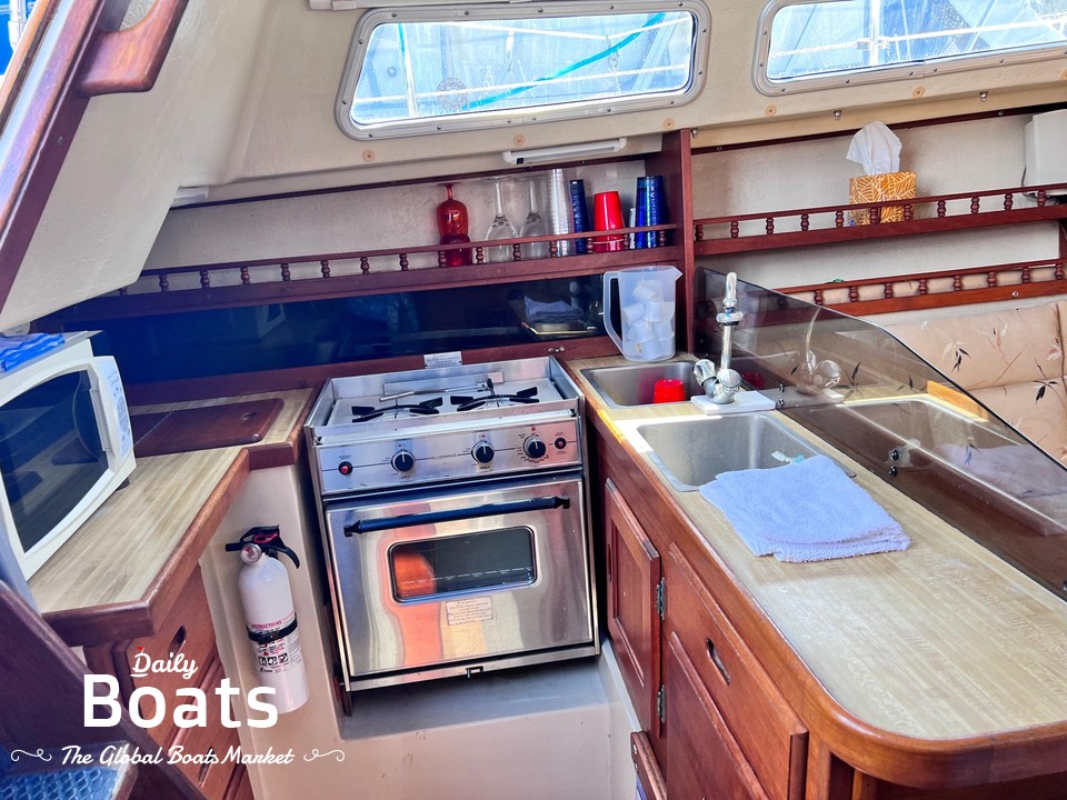 1982 Catalina 30 for sale. View price, photos and Buy 1982 Catalina 30