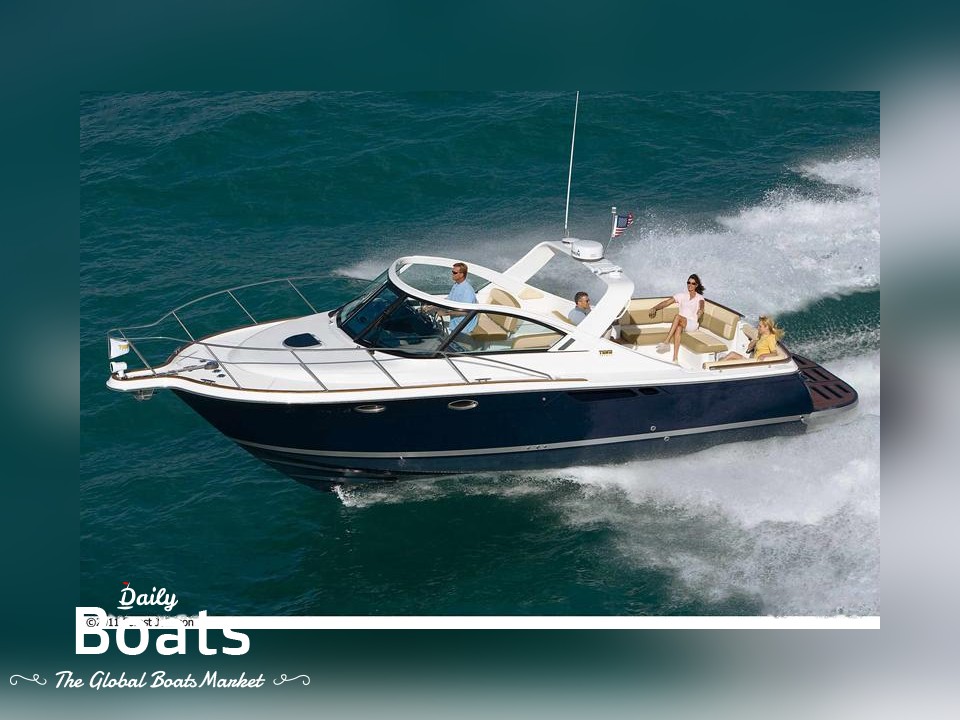 2013 Tiara Yachts 3100 for sale. View price, photos and Buy