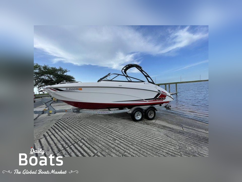 2017 Yamaha Boats Ar240 for sale. View price, photos and Buy 2017