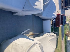 2017 Qwest 818 for sale