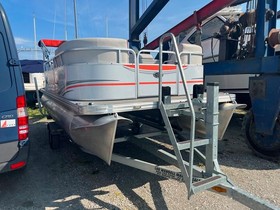 2017 Qwest 818 for sale