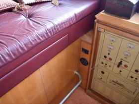 Buy 1988 Azimut 86