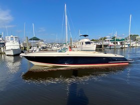 Chris-Craft 32 Corsair