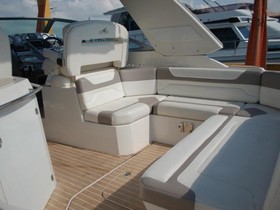 2009 Monterey 335 Sport Yacht
