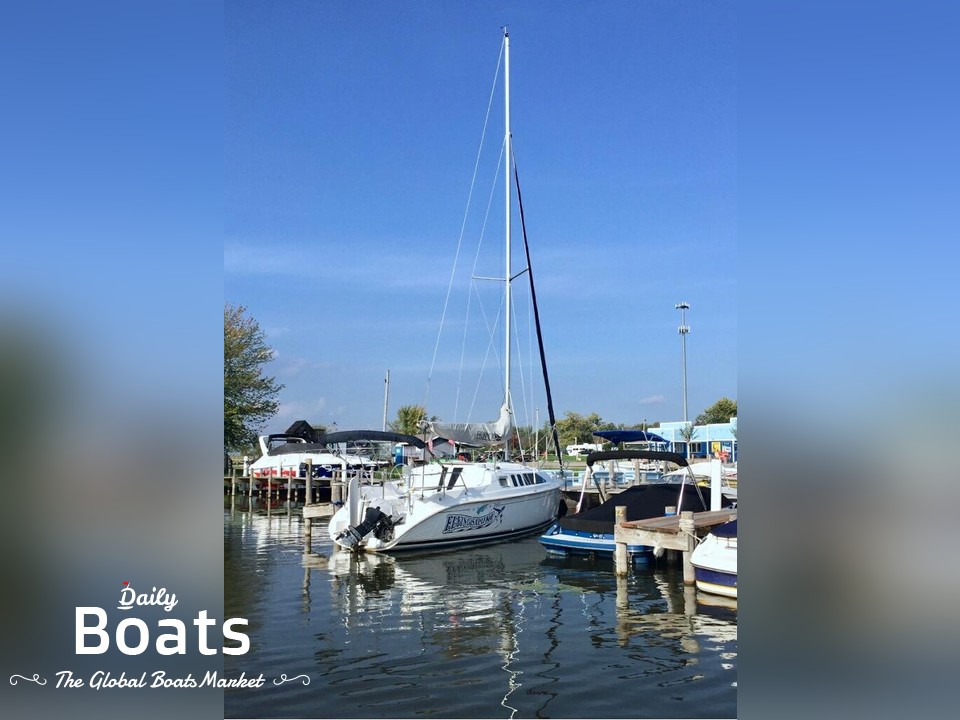 2001 Hunter 260 for sale. View price, photos and Buy 2001 Hunter 260