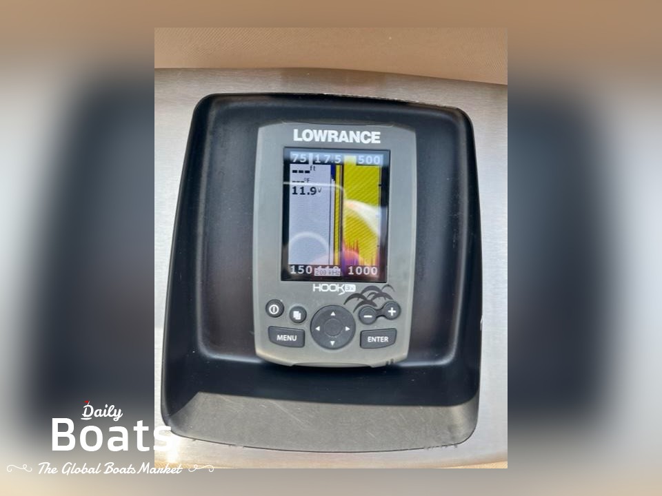 2017 Godfrey Aqua Patio 259 Cbd for sale. View price, photos and Buy