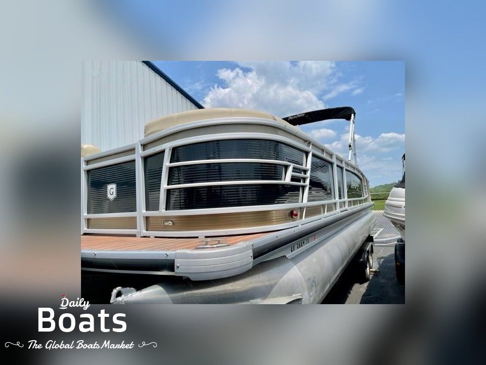 2017 Godfrey Aqua Patio 259 Cbd for sale. View price, photos and Buy