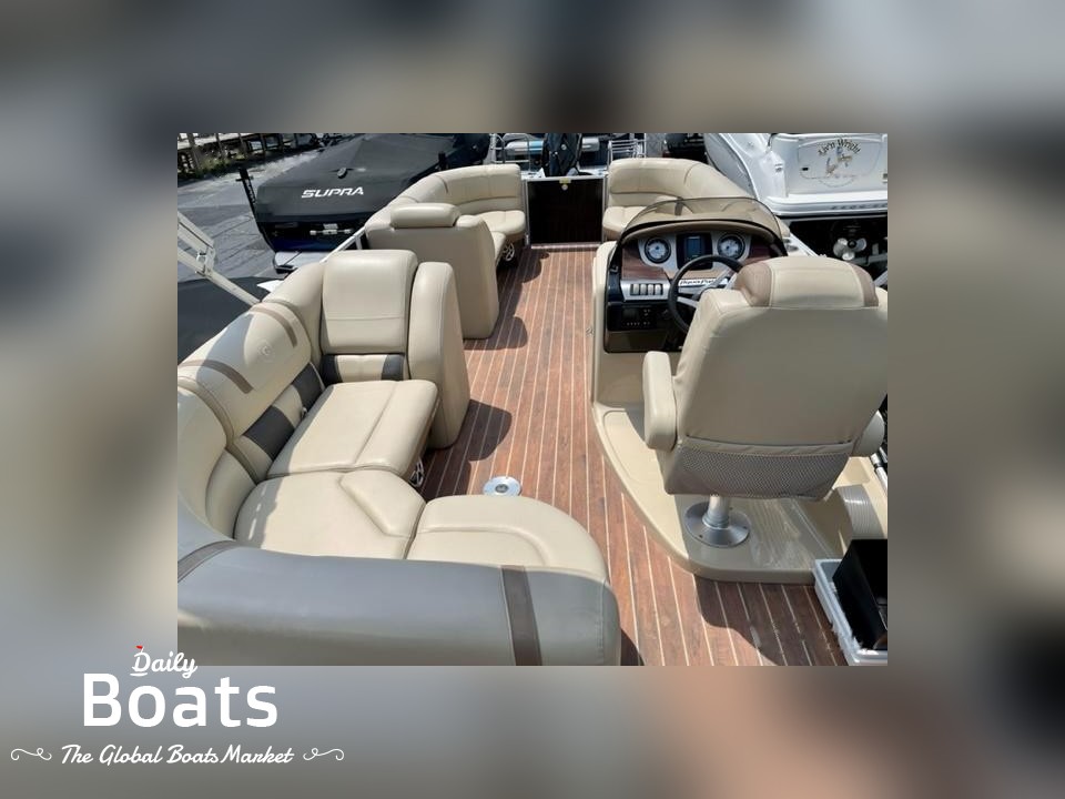 2017 Godfrey Aqua Patio 259 Cbd for sale. View price, photos and Buy